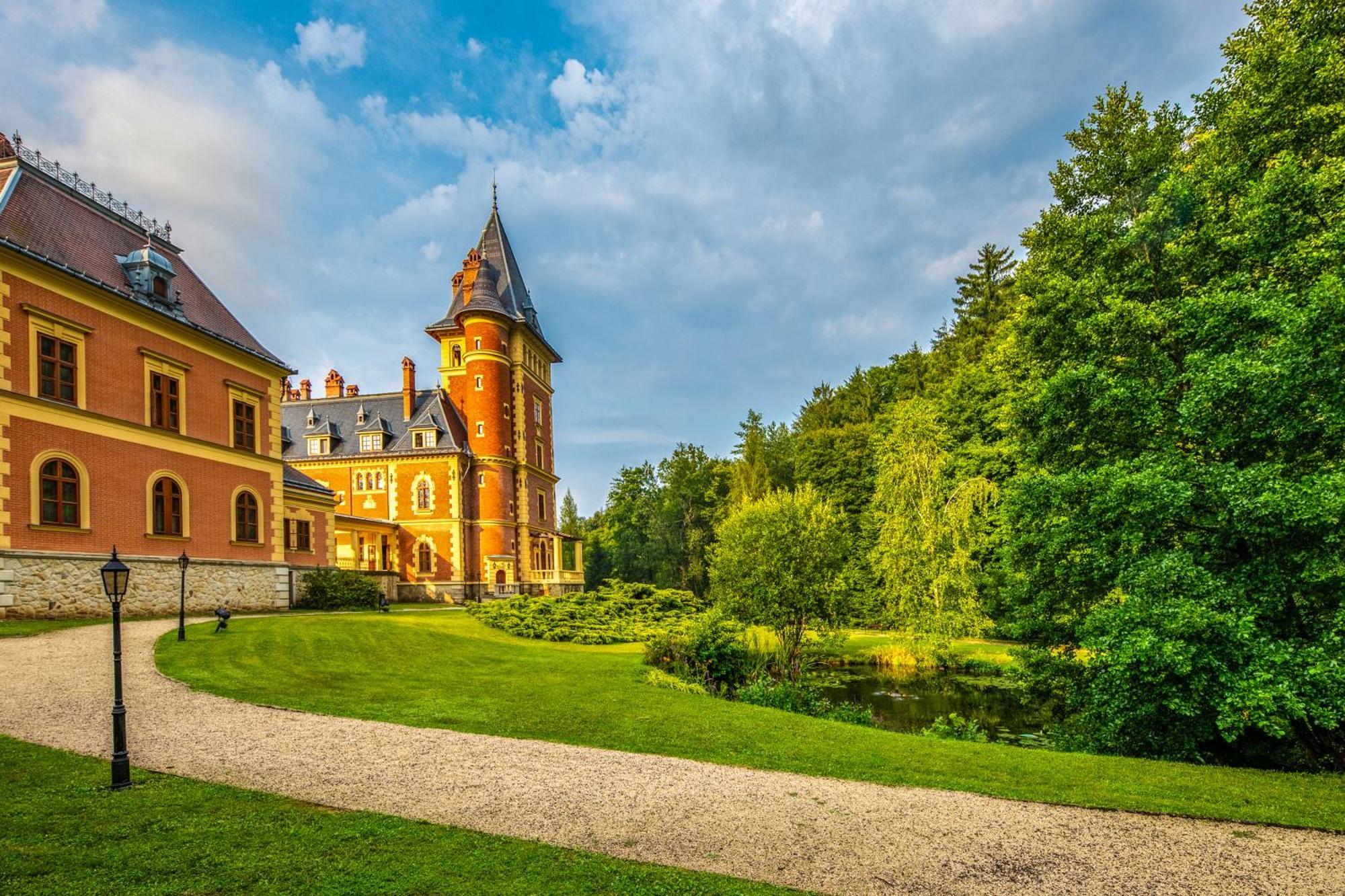 Kastelyhotel Sasvar Resort Parádsasvár المظهر الخارجي الصورة