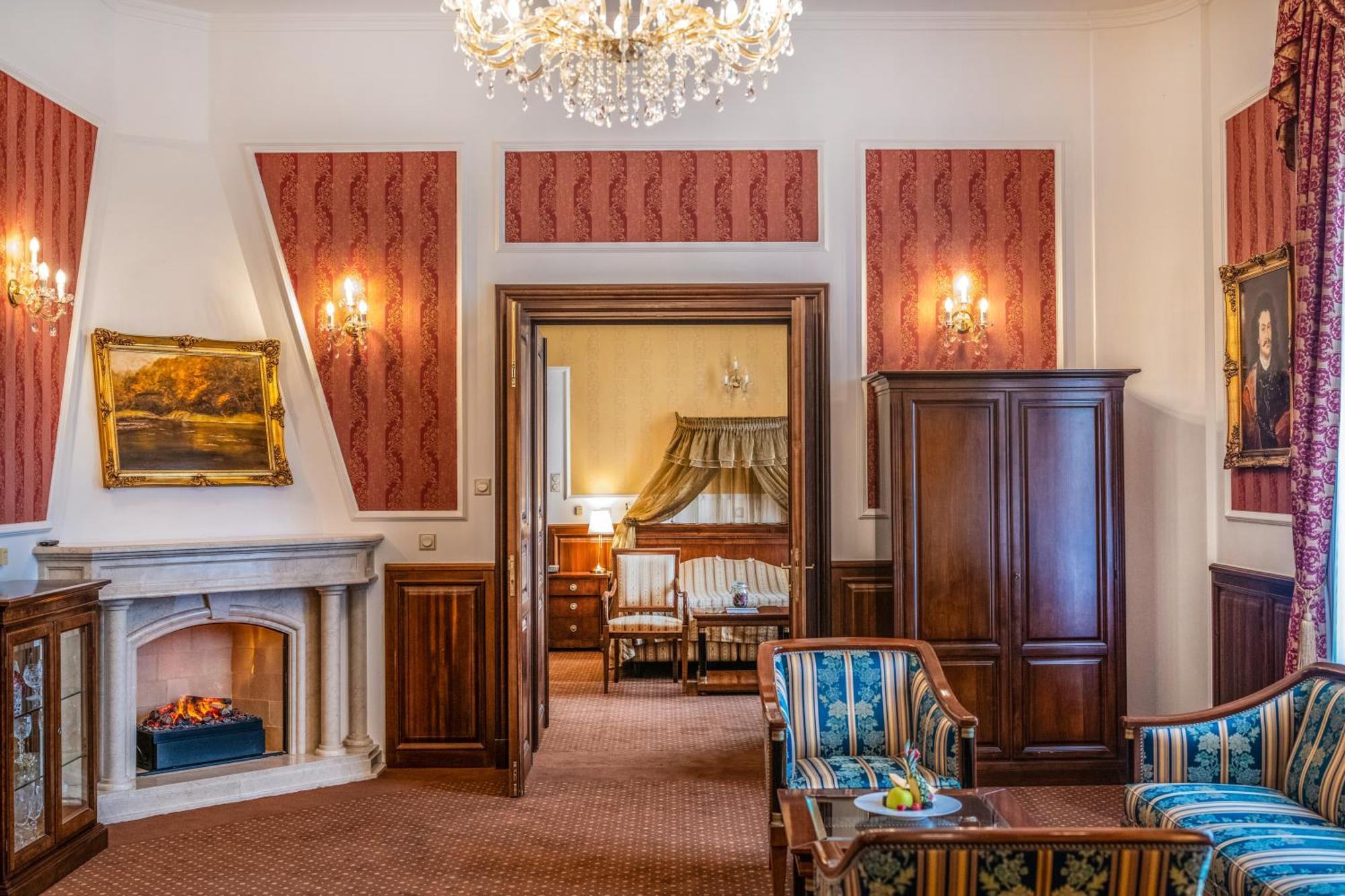 Kastelyhotel Sasvar Resort Parádsasvár المظهر الخارجي الصورة