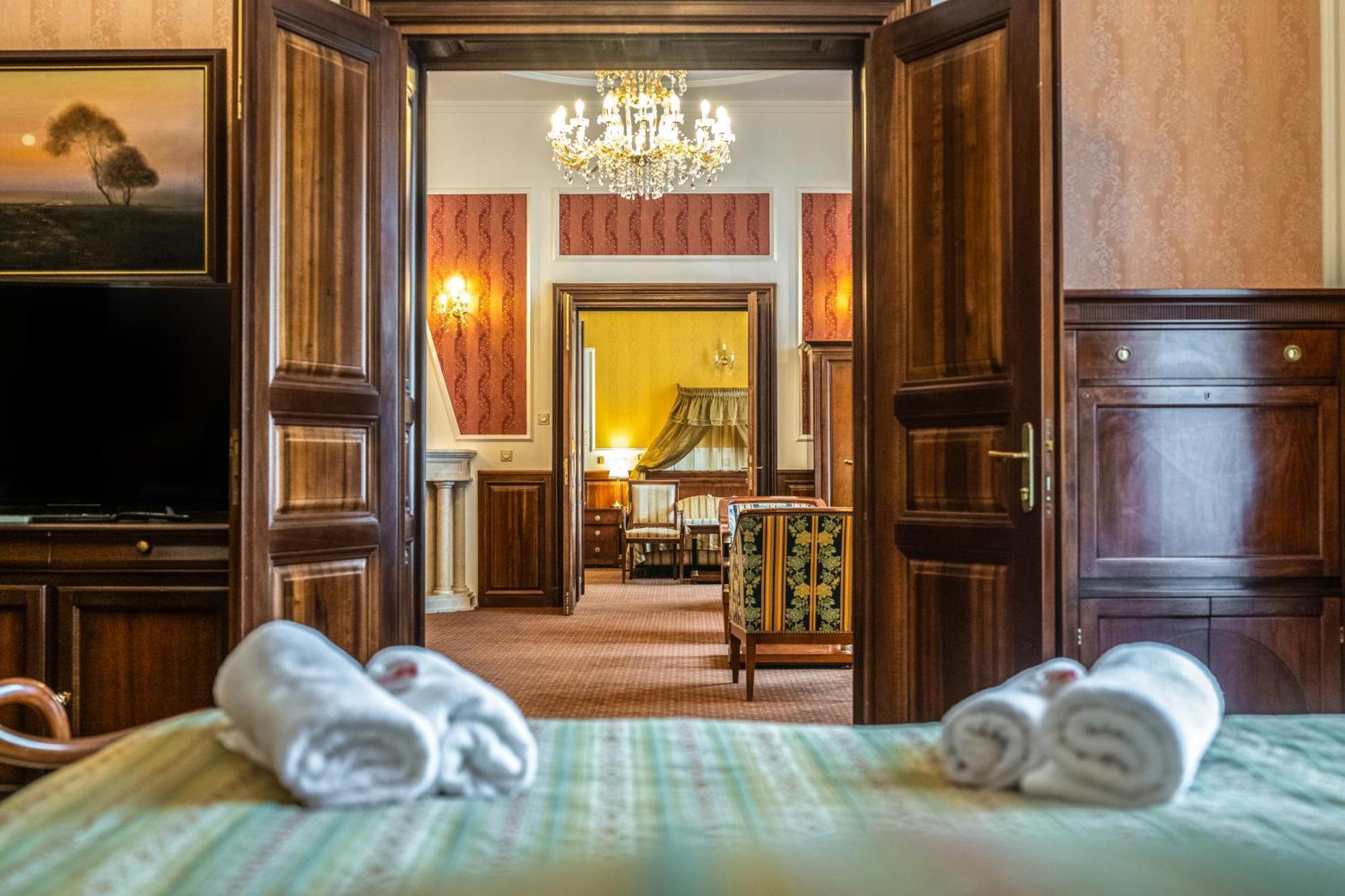 Kastelyhotel Sasvar Resort Parádsasvár المظهر الخارجي الصورة