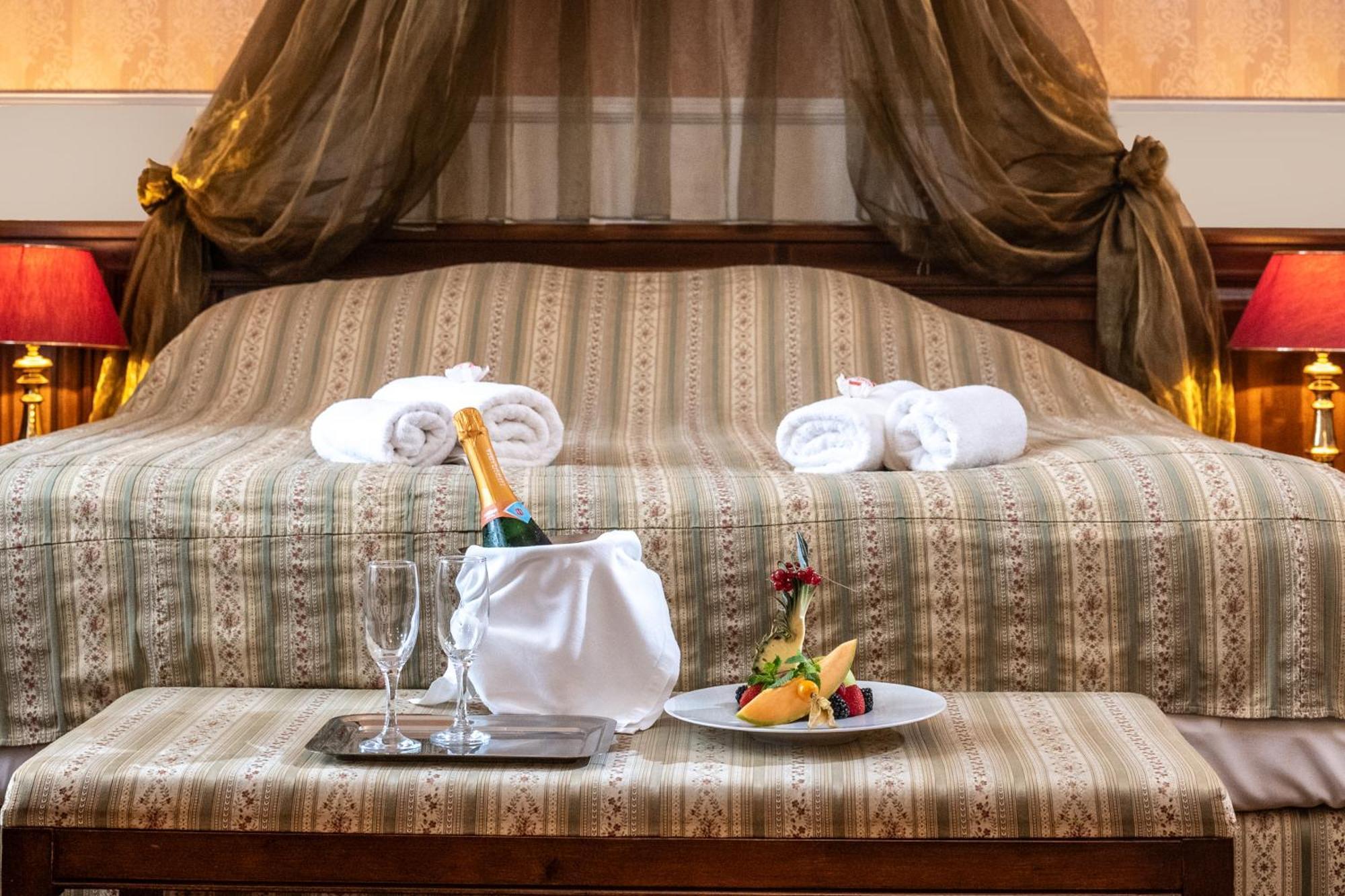 Kastelyhotel Sasvar Resort Parádsasvár المظهر الخارجي الصورة